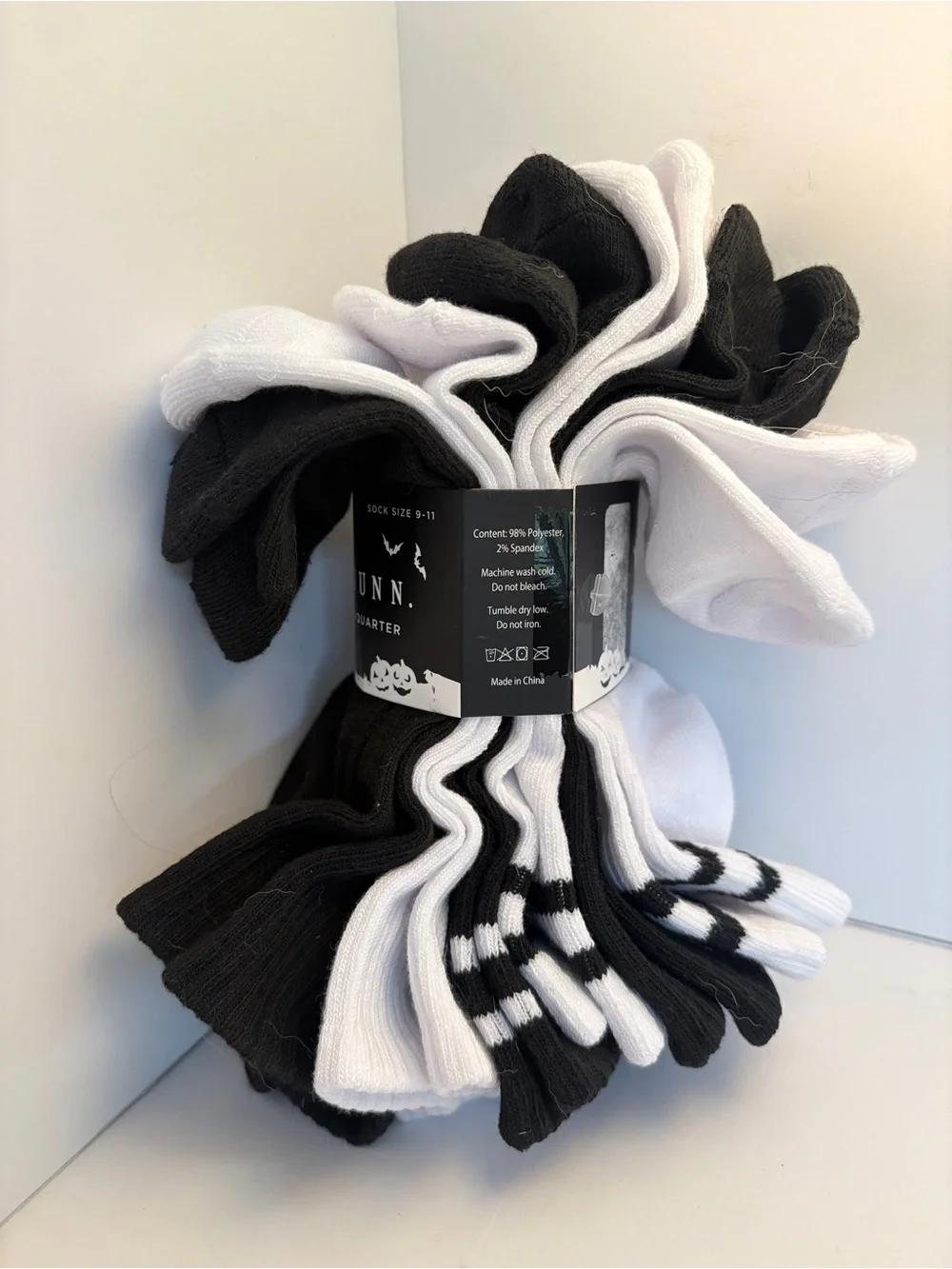 Rae Dunn Halloween socks NWT 6-pack